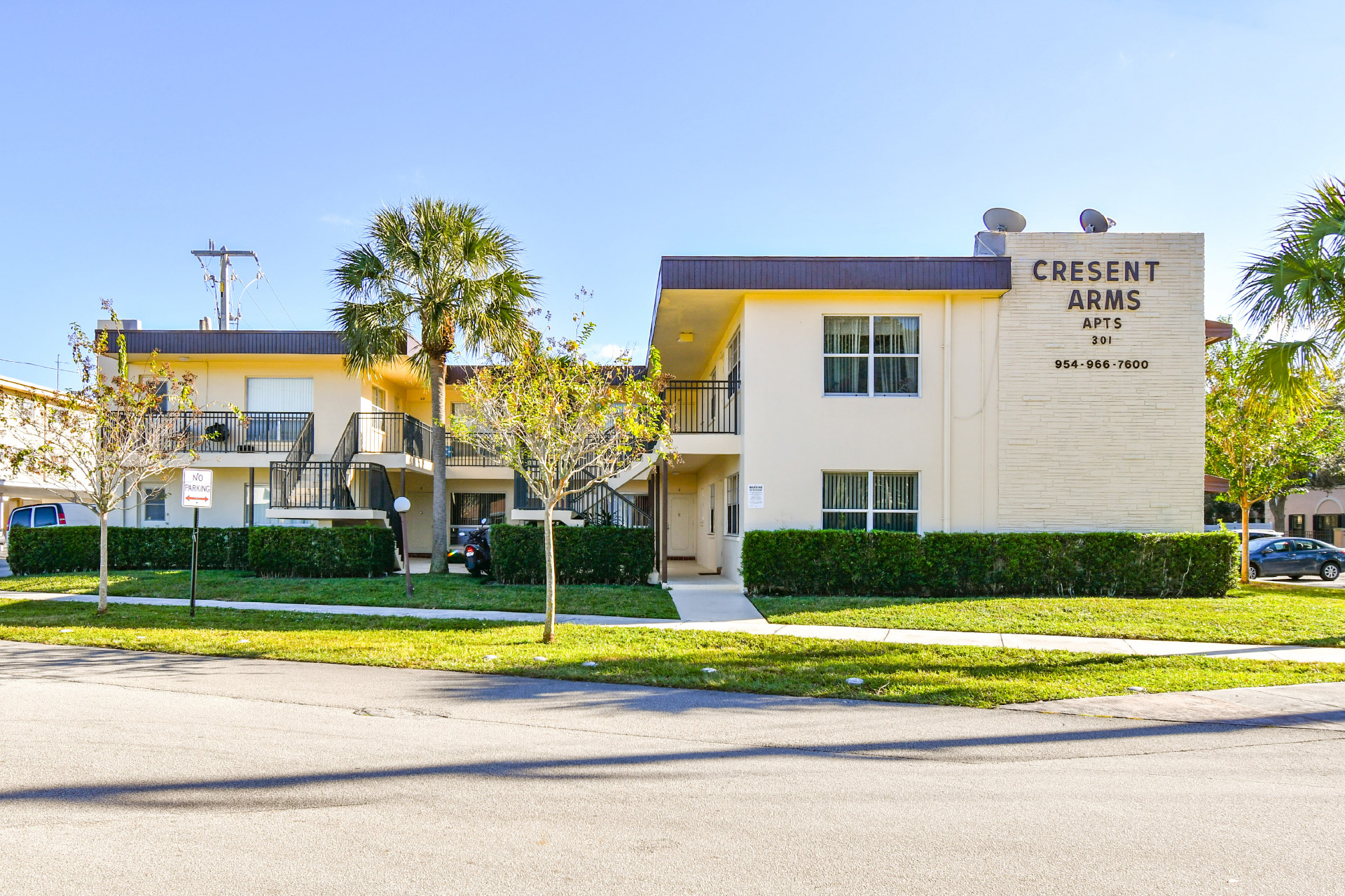 LOMAR SOUTH APARTMENTS Joseph P. Thomas